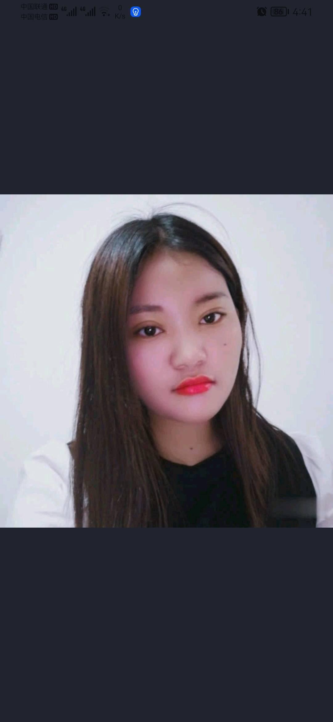 陇海西路地铁站 丰满美女